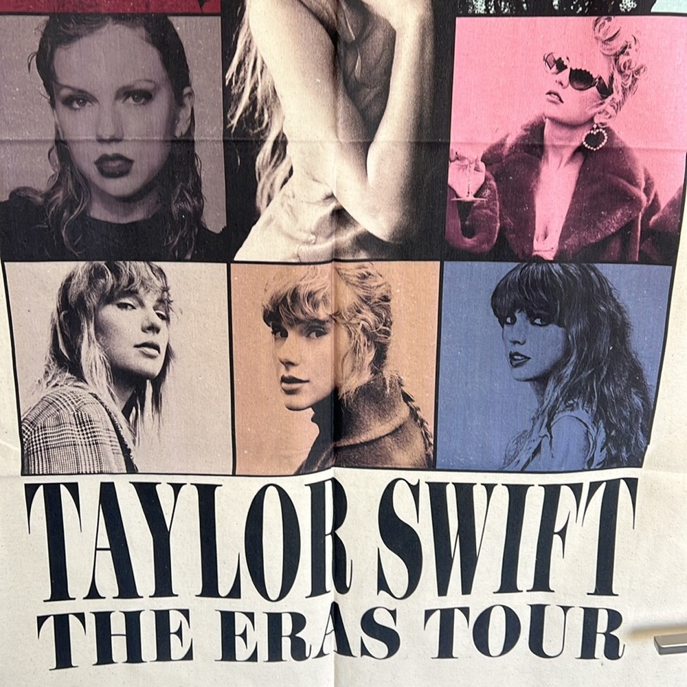 TTPD Updated The Eras Tour Tapestry Official Merchandise Merch Taylor Swift - Picture 4 of 5